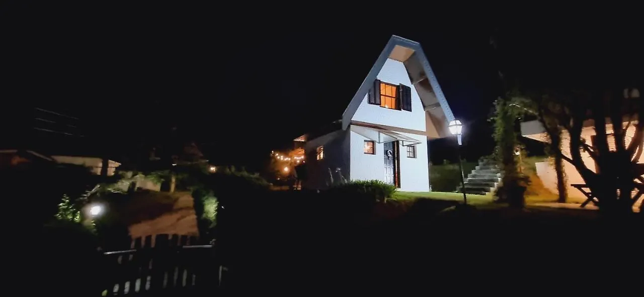 Refúgio Romântico no Alto da Serra - LOVE CHALÉ Campos do Jordão Brasil